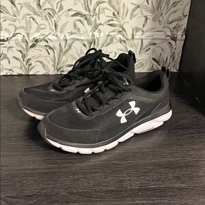 Under Armour Black Athletic Shoes with White Sole